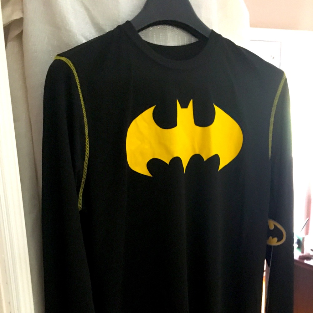 DC Comics Batman Licensed Long Sleeve Shirt M NEW